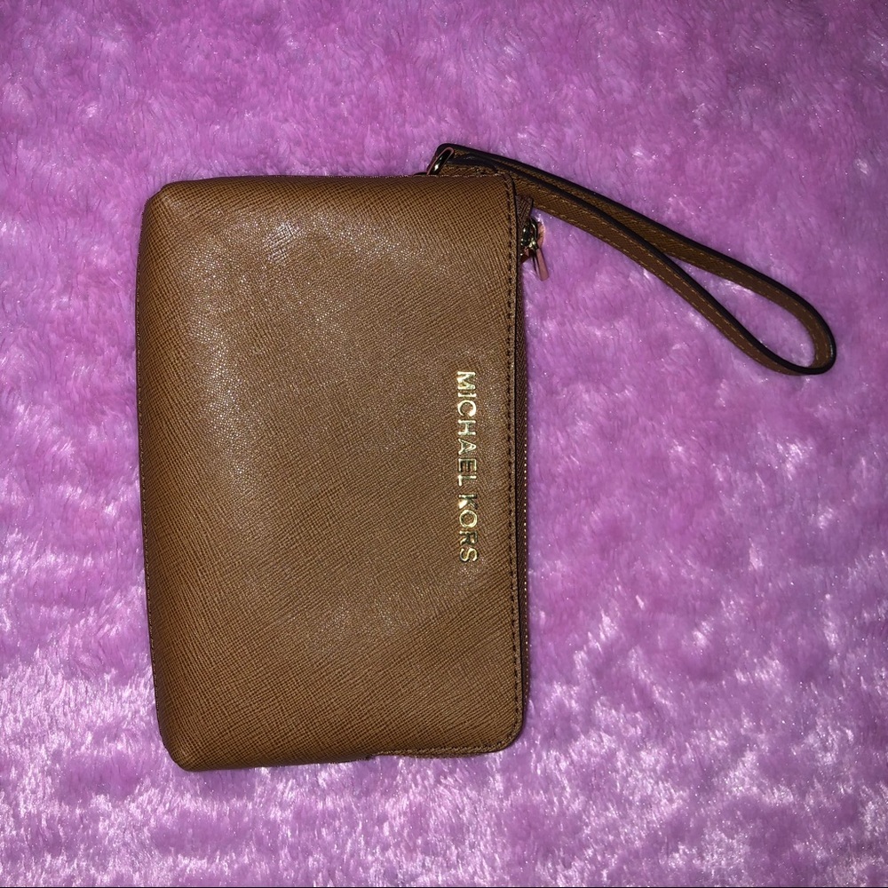 Michael Kors double zipper wallet